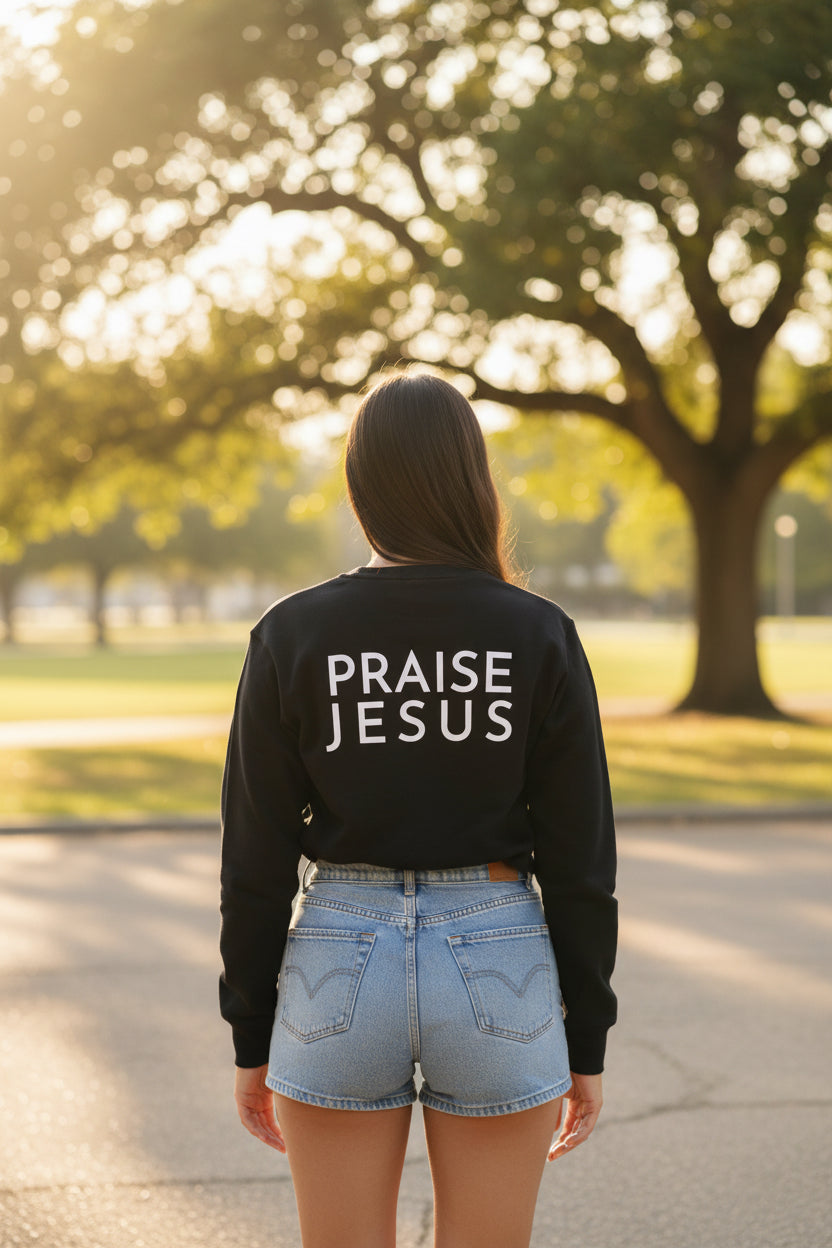 PRAISE JESUS CREWNECK